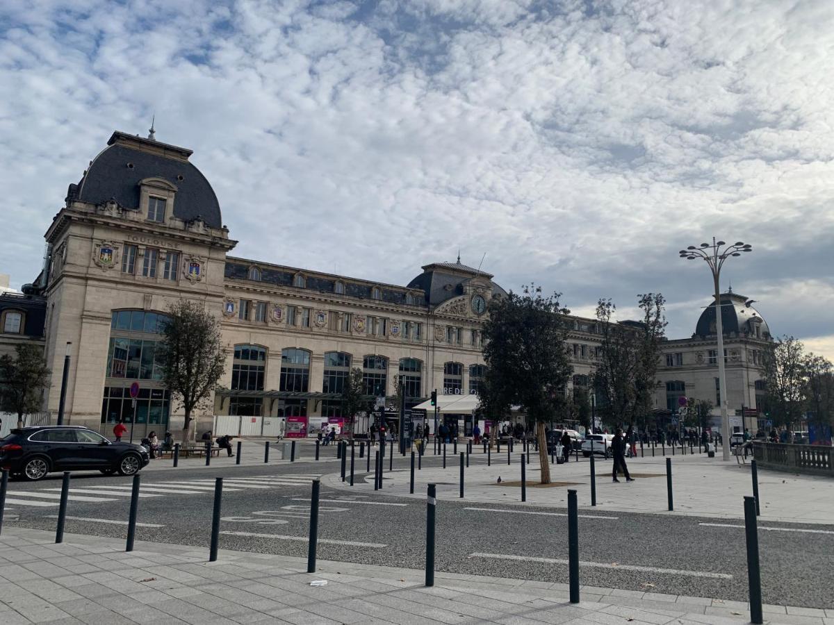 Gare Matabiau Toulouse Agreable Appartement Au Bord Du Canal Exterior photo